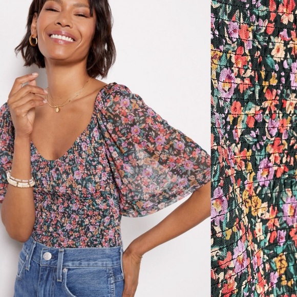 NWT Evereve Anika Floral Smocked Blouse Sheer Sleeves Black Pink Red Size M - Picture 1 of 11